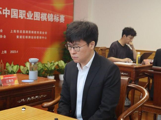 最新亚洲