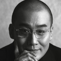 女朋友的泳衣